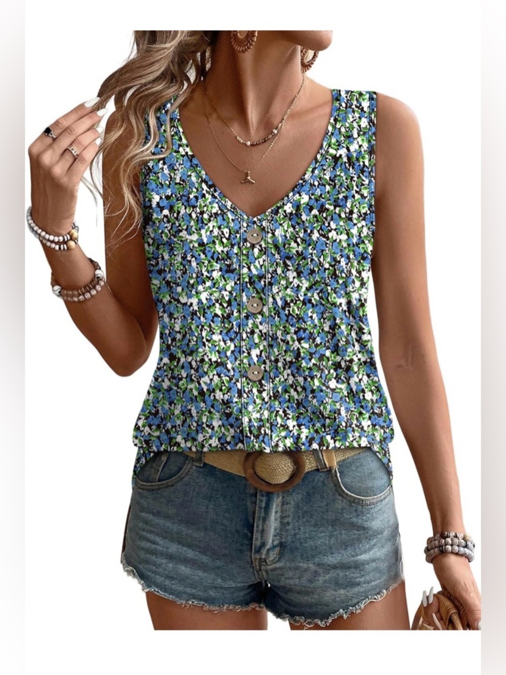 🆕Sleeveless Eyelet Button-Front Tank Top